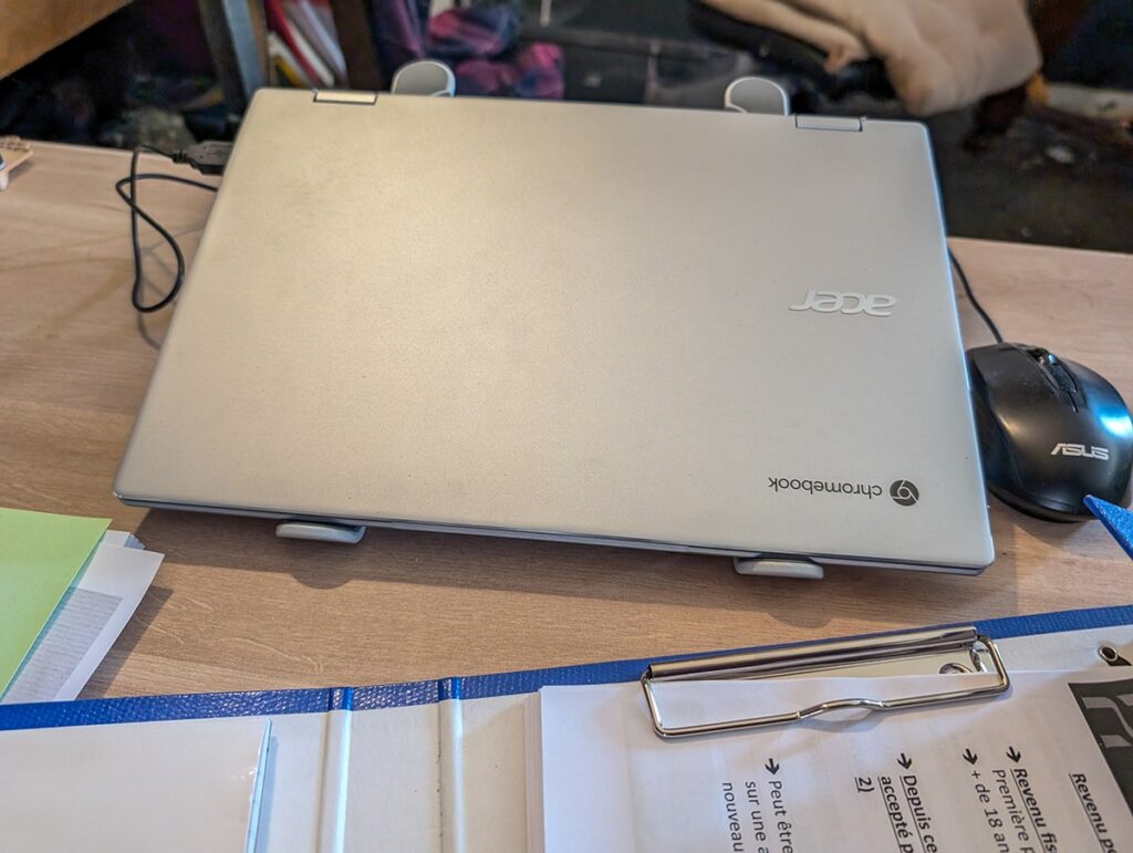 Chromebook versus Laptop